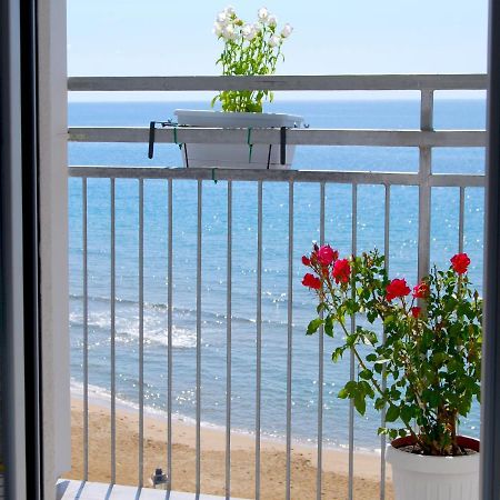 B&B Capo Rizzuto Fronte Mare Exterior foto