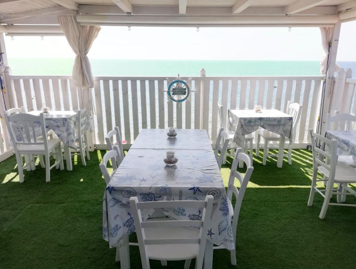 B&B Capo Rizzuto Fronte Mare Exterior foto
