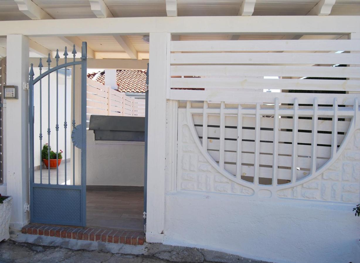 B&B Capo Rizzuto Fronte Mare Exterior foto